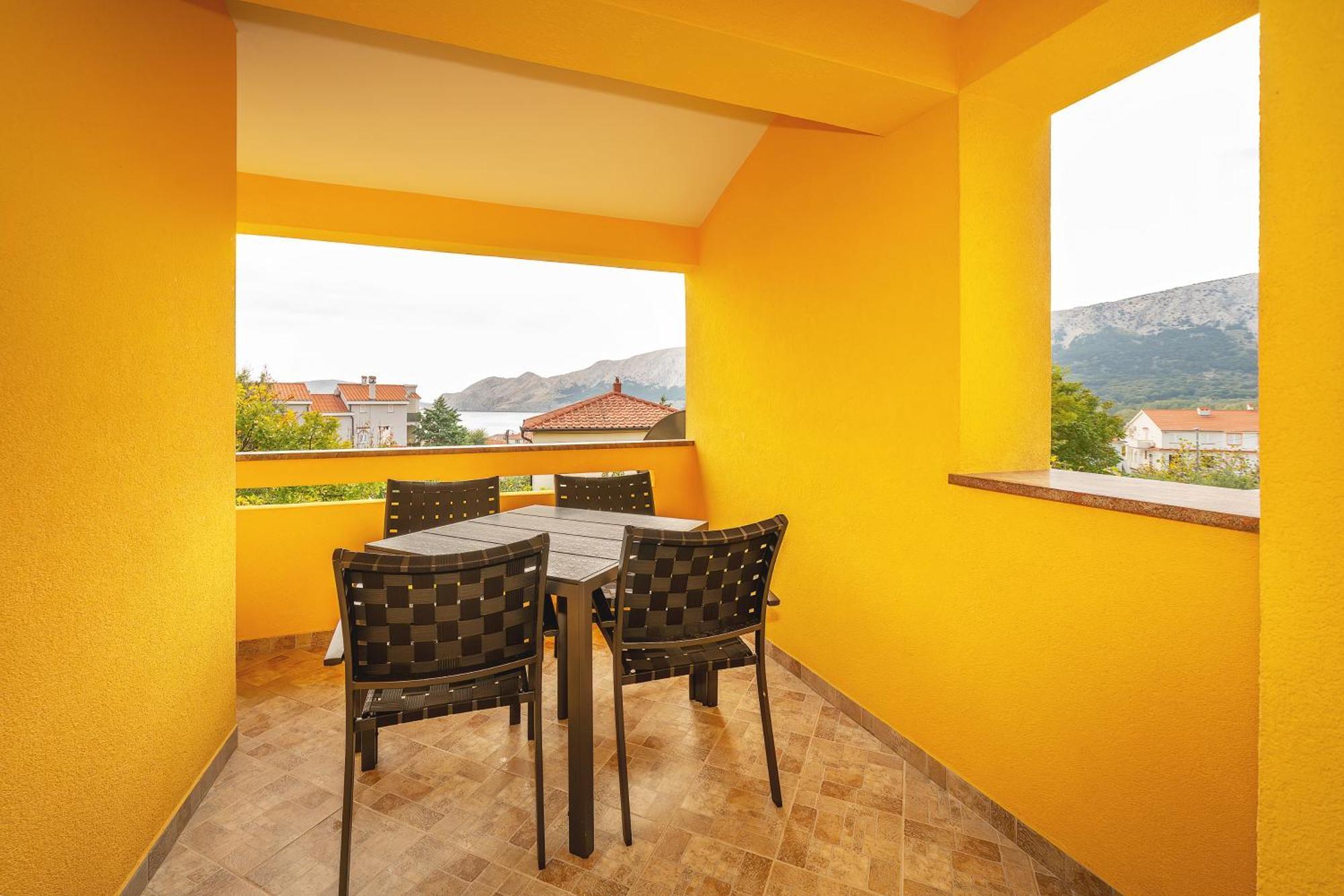 Apartments Dujmovic With Terrace บัชกา ภายนอก รูปภาพ